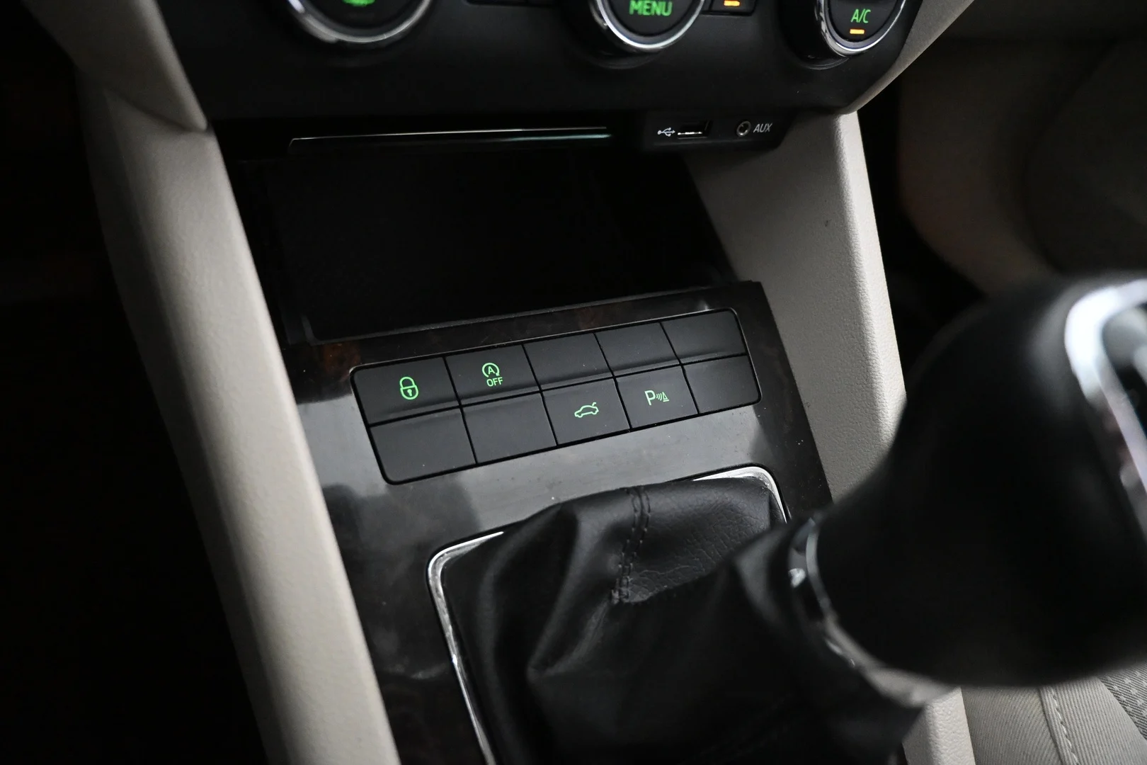 Car Image - 6b0HZQrni6q5JC9lMs8Y4z