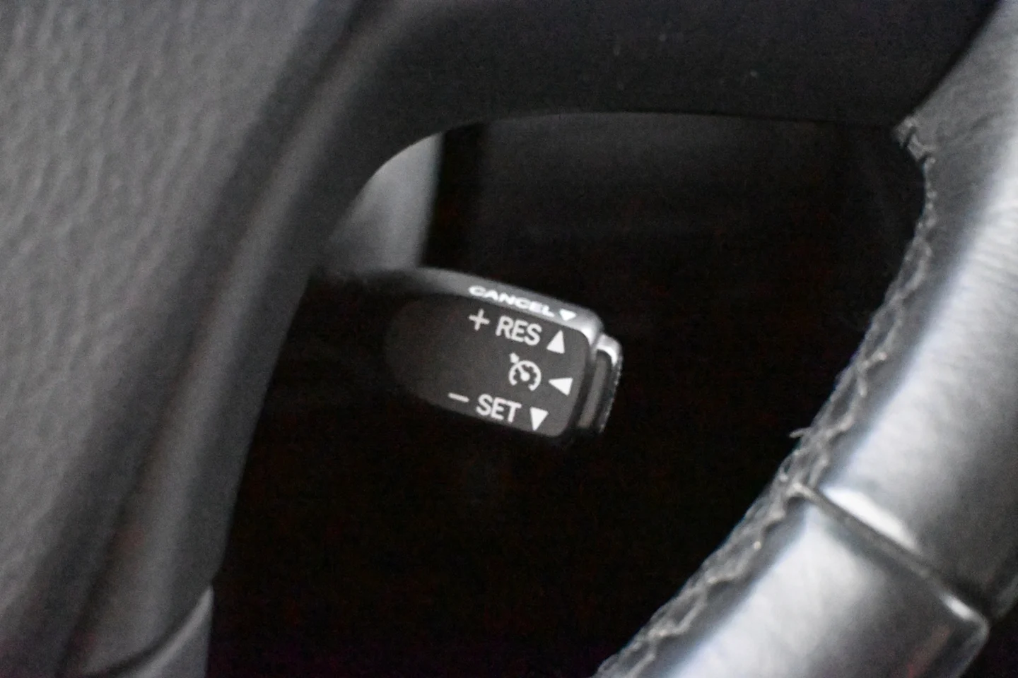 Car Image - bxB9whIr6xBNCU5fLLoVx