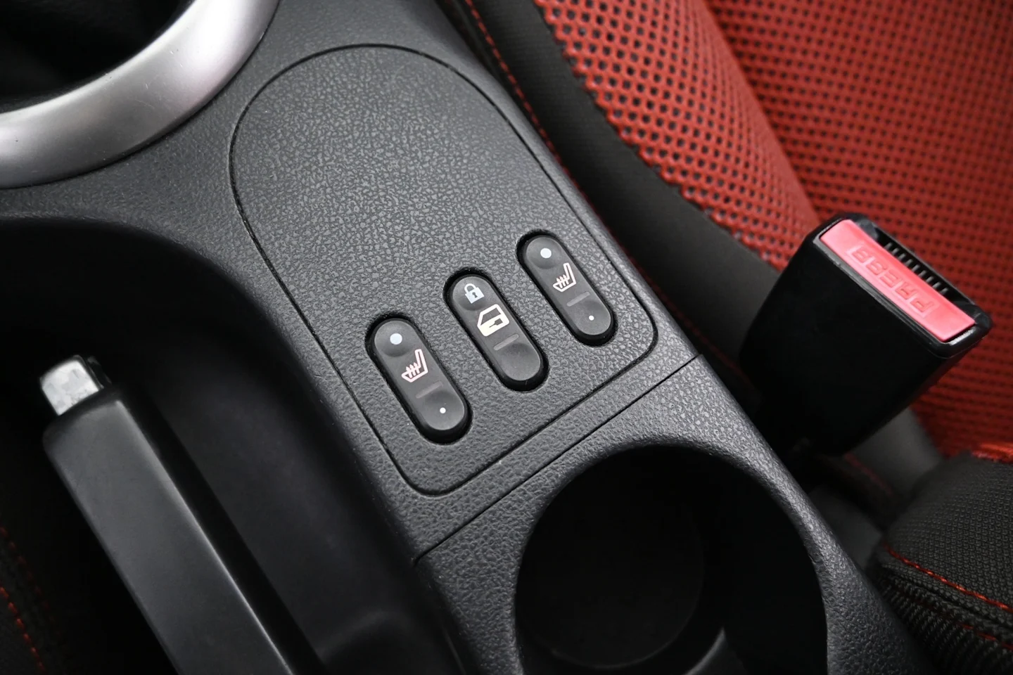 Car Image - 5Iq8XVcoJ3NDA5CDxuiECu