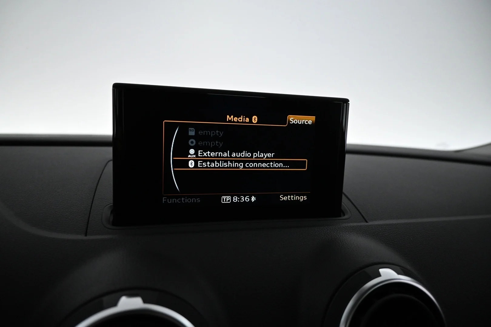 Car Image - 6xwnLx5BxqXByNABEuqcec