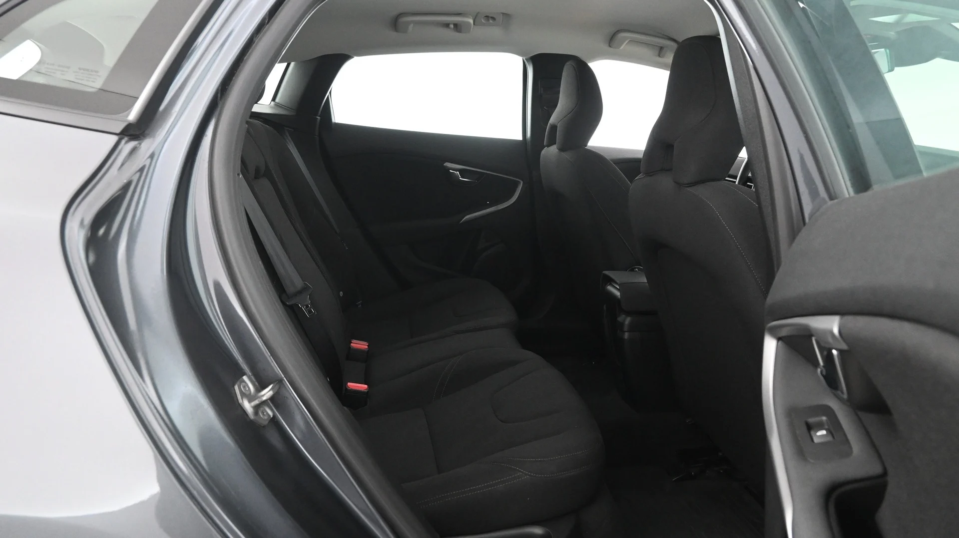Car Image - 1VElyvwluIhlYxrUwJSDkI