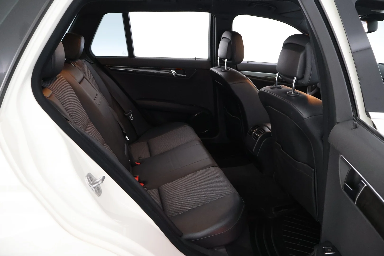 Car Image - 2rnTQnQ5uqwH0UiTaXmgAN