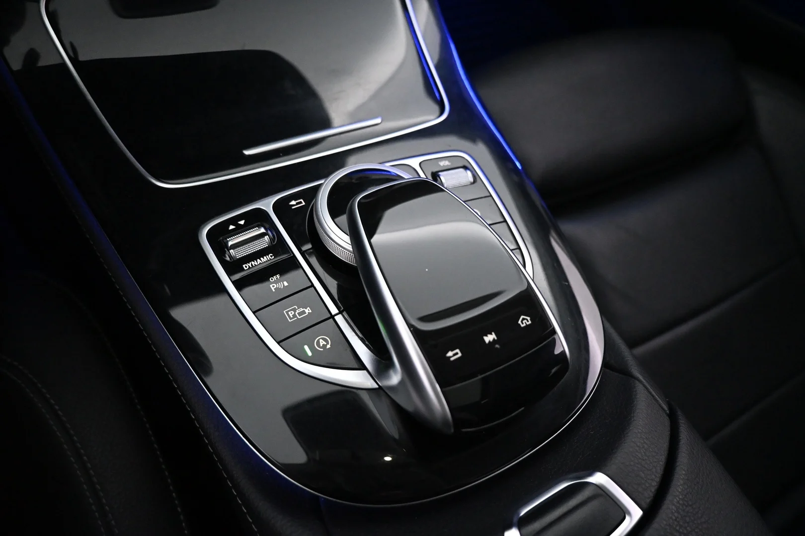 Car Image - zcCEpENdFaOlRCGRT06ii