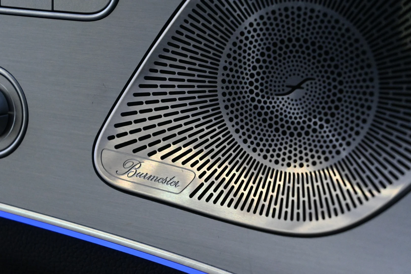 Car Image - 7BbZ5qxAmrqRFzN62Ea7DF