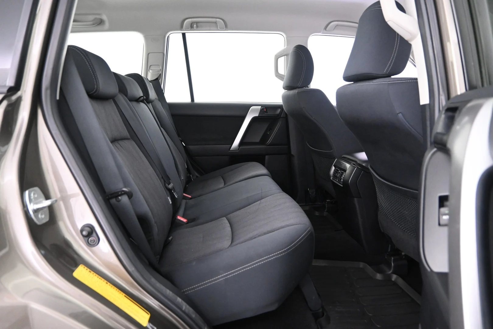 Car Image - 1HSjvxn1HMTnLYO8BEGuPN