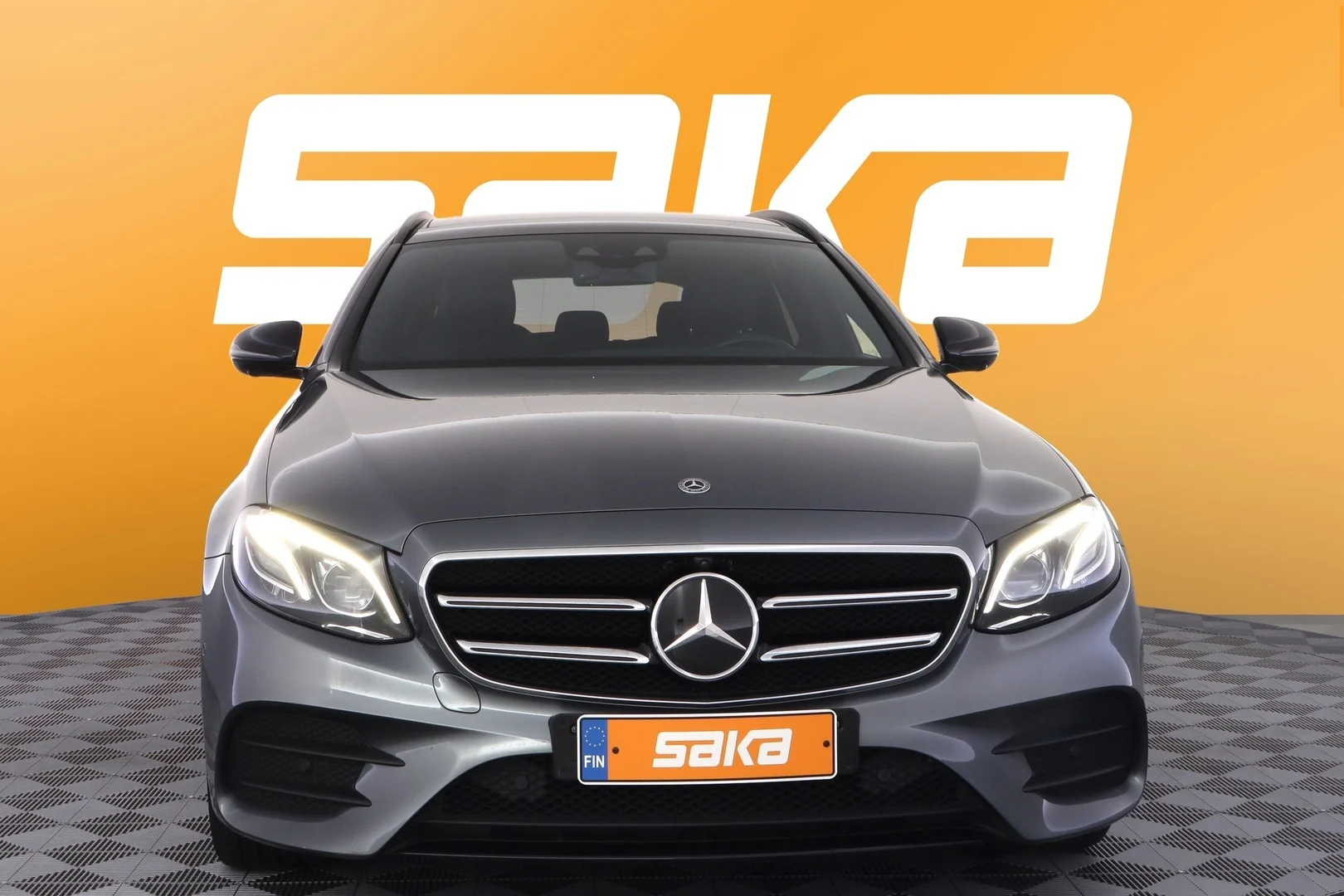 Car Image - 50Nfja9jPs8cg3iks0YlrO