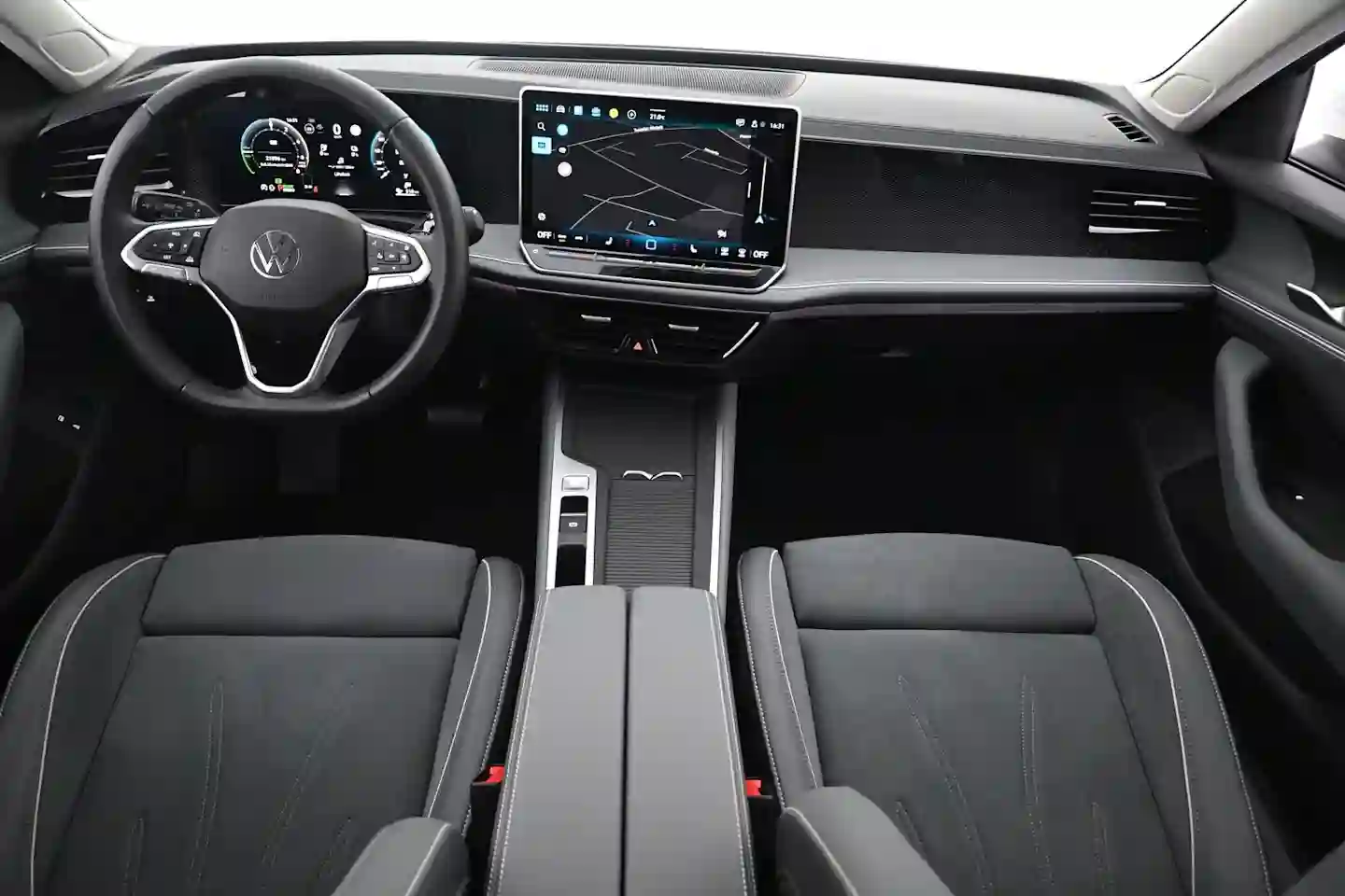 Car Image - 3slfATf0rNdZgaj7HNn875