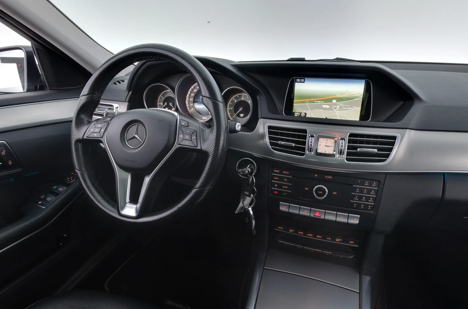 Car Image - 3VddRxYoErE5hZ0FpxZrZz