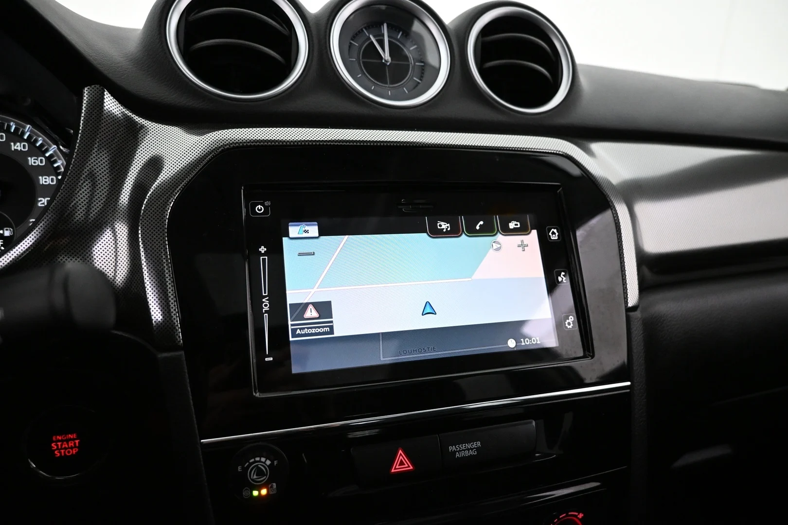 Car Image - 393NHazMXLg35TceCa4sGV