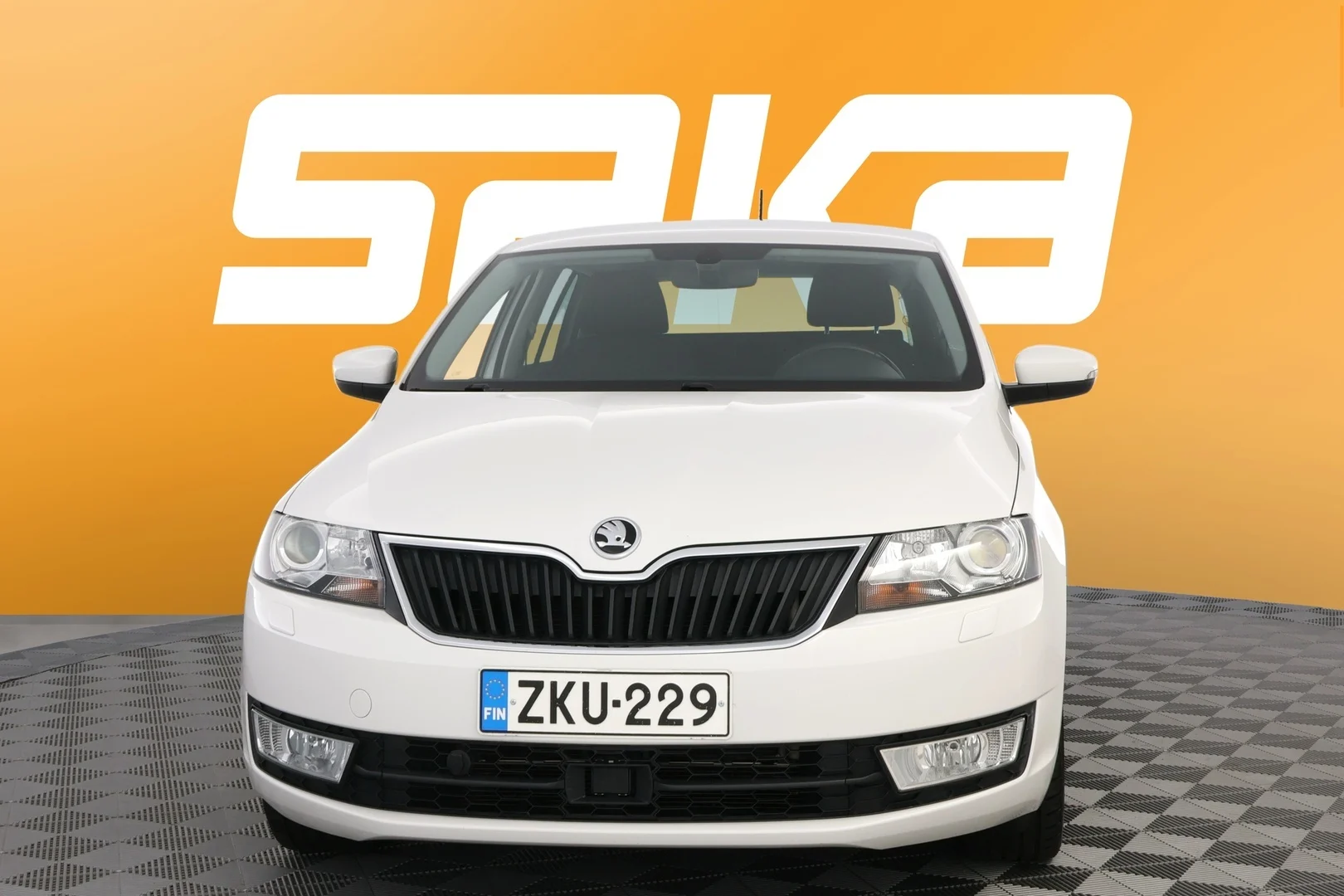 Car Image - 79EC46UxGAn7rcuv7JzHkl