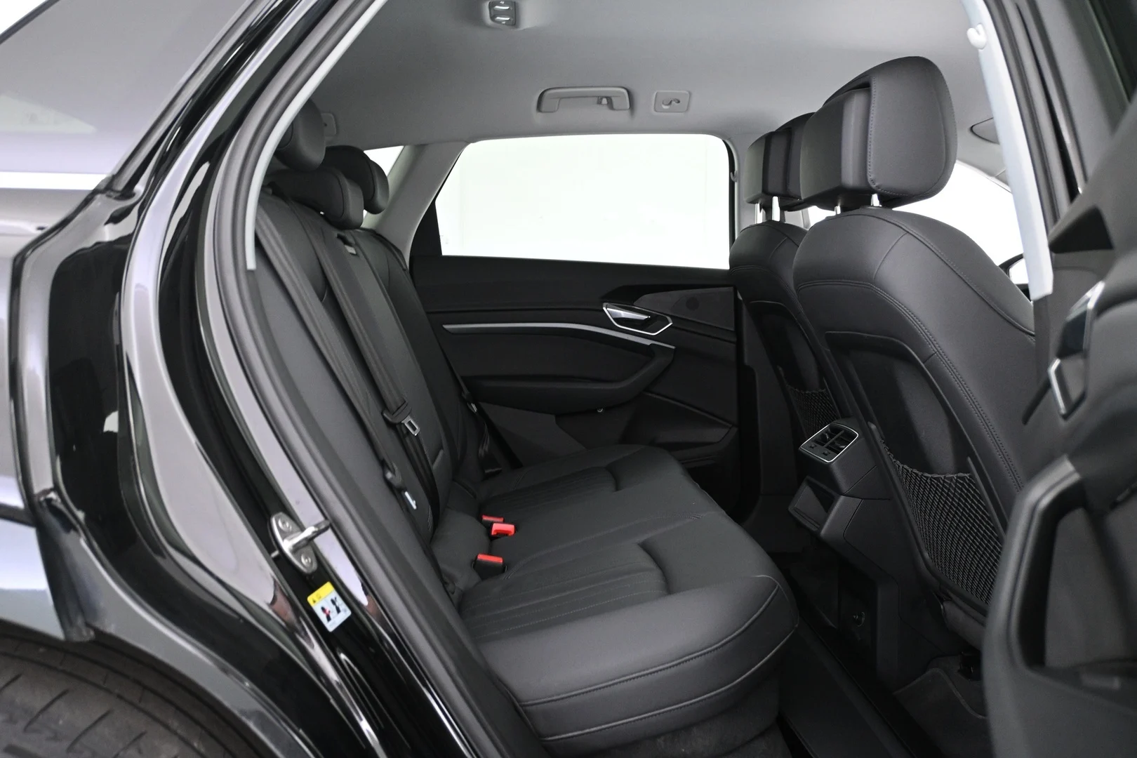 Car Image - 546k7QWMfHoyY9LCmk0hSN