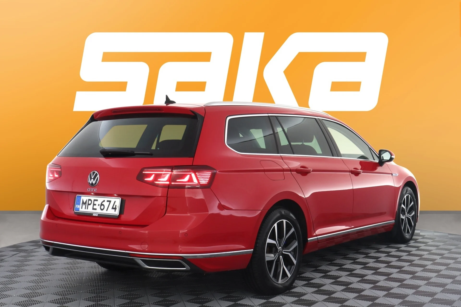 Car Image - 2ESuGeEjLUX66AfHtcVV3l