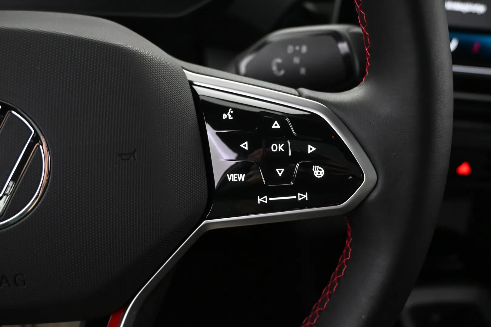 Car Image - IJkZa1Dd3LArWRJqHHel5