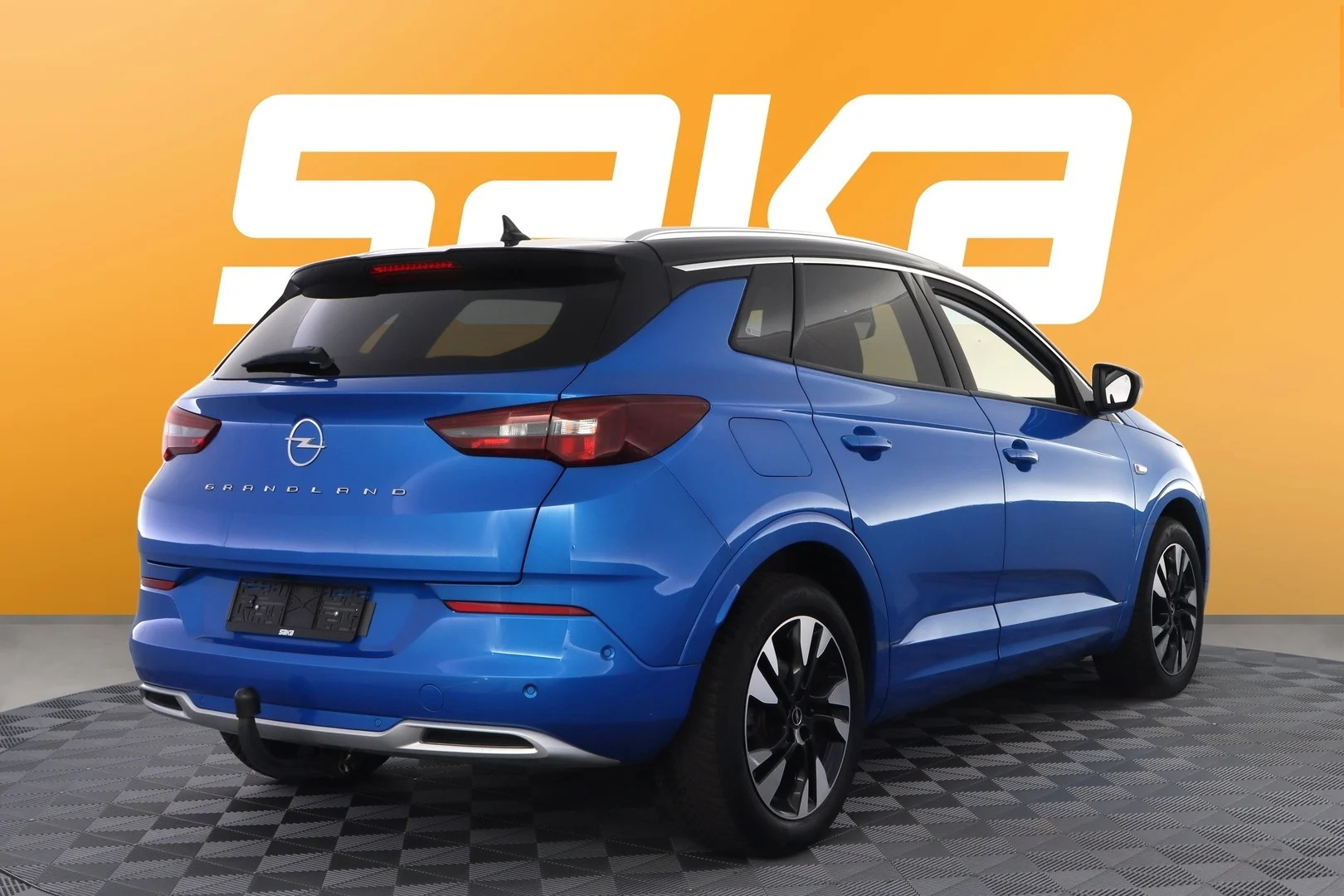 Car Image - 5xDAt1UqKwBe0EISvuj3fL