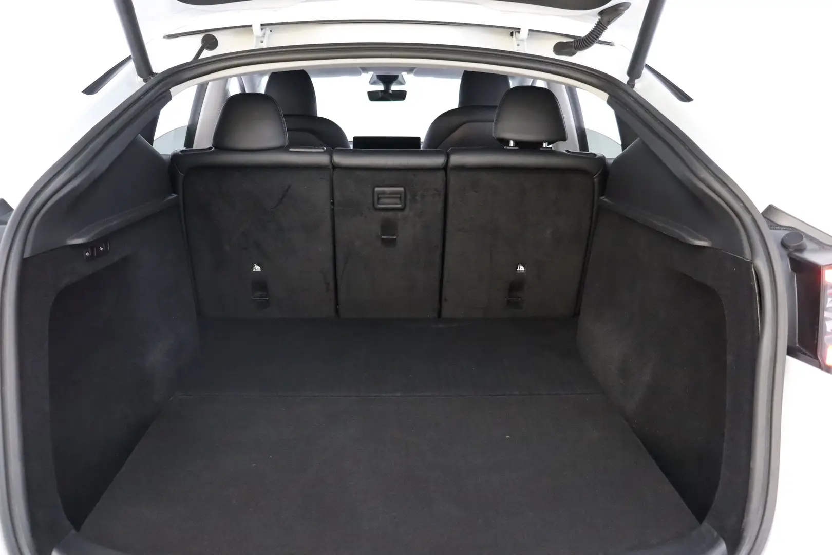 Car Image - 2DE8cU90u7044xw7ZHEvUZ