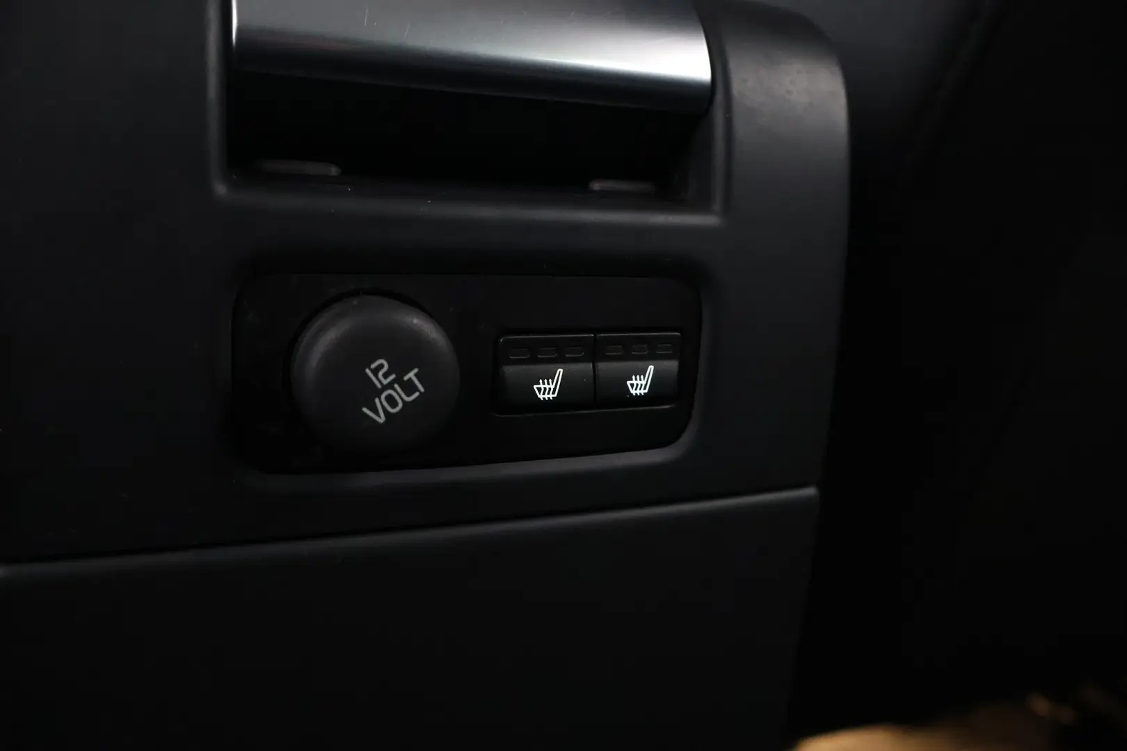 Car Image - 6CRqyIO06ZDgjglBHBUc2g