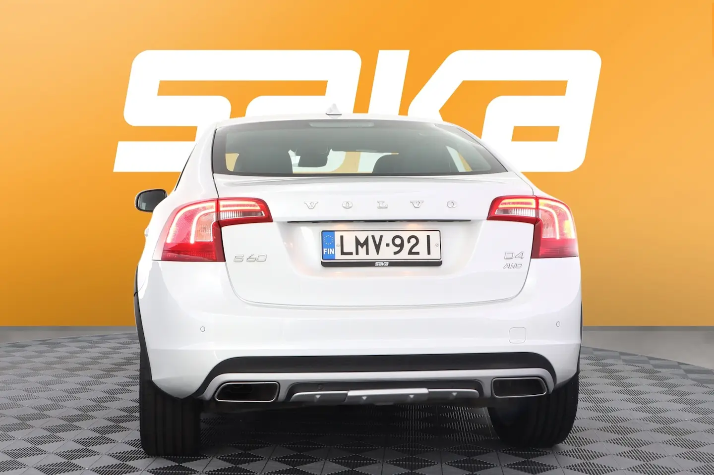 Car Image - S1QJ1eClYeA9gO94N4FMJ
