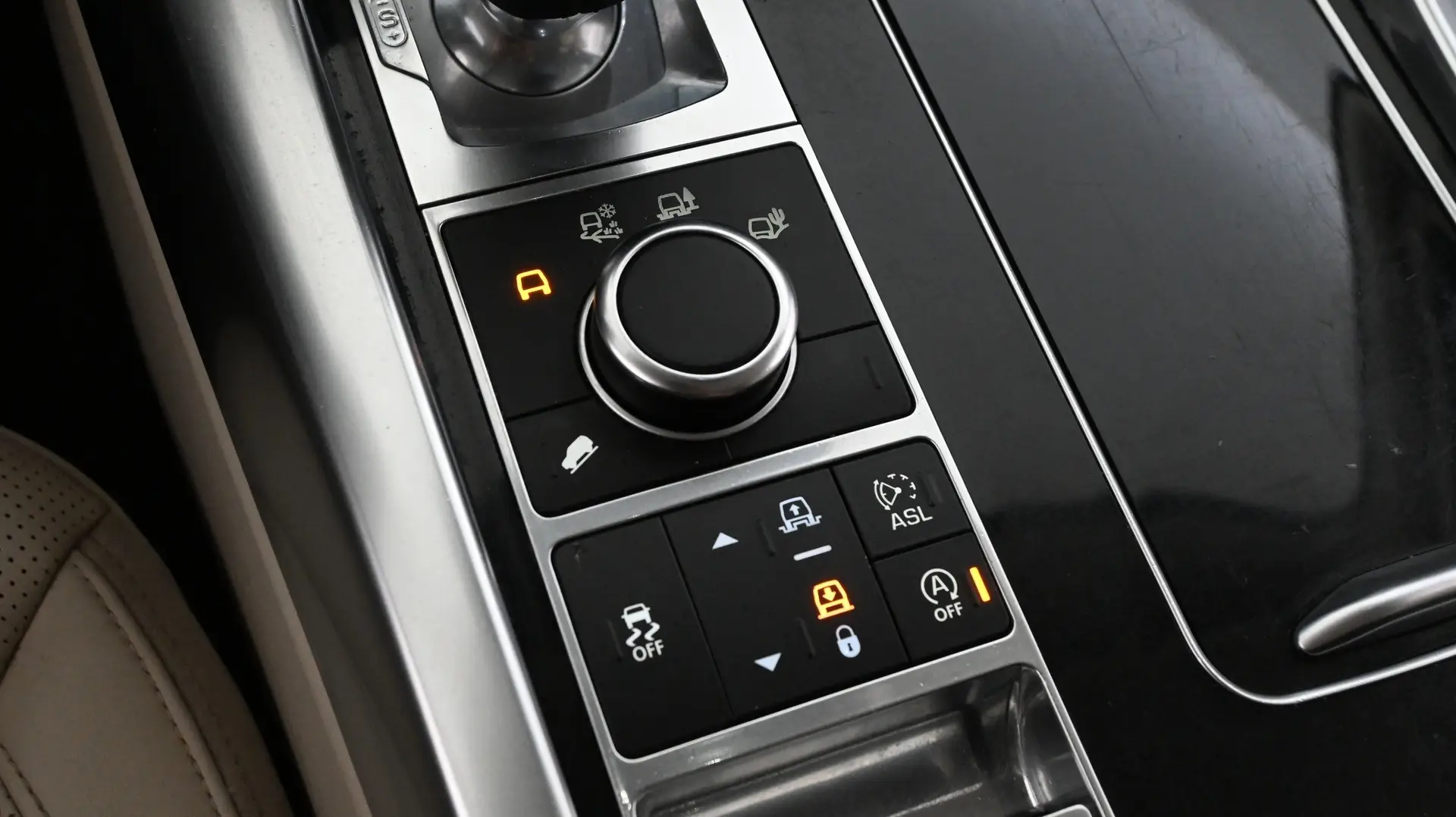 Car Image - 7fwqLXsFxd5ZdaLkh1emn1