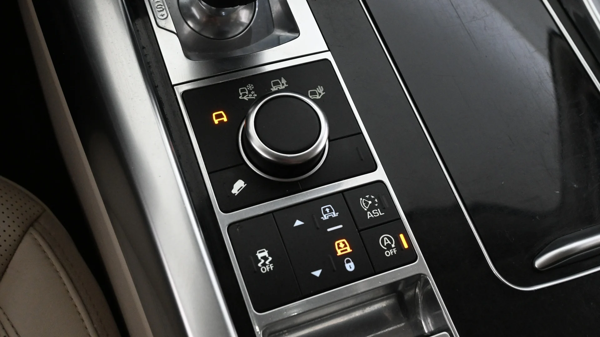 Car Image - 7fwqLXsFxd5ZdaLkh1emn1