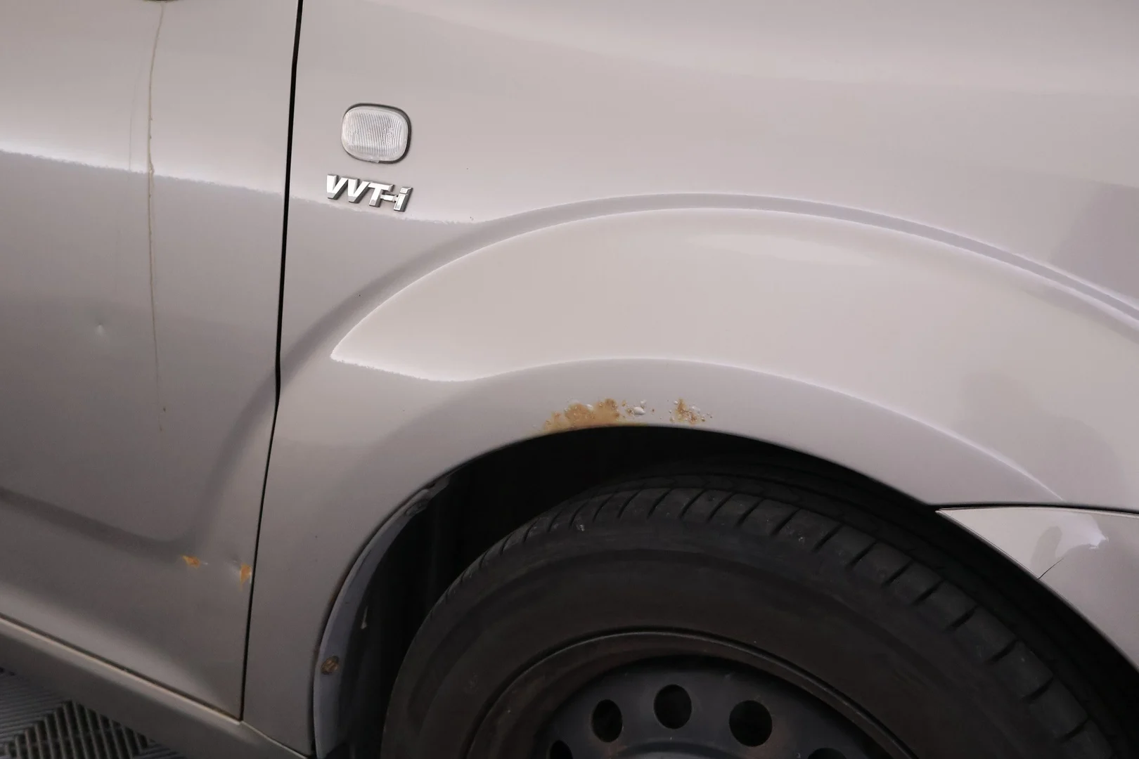 Car Image - vOLQx8dlW663xHnM8img7