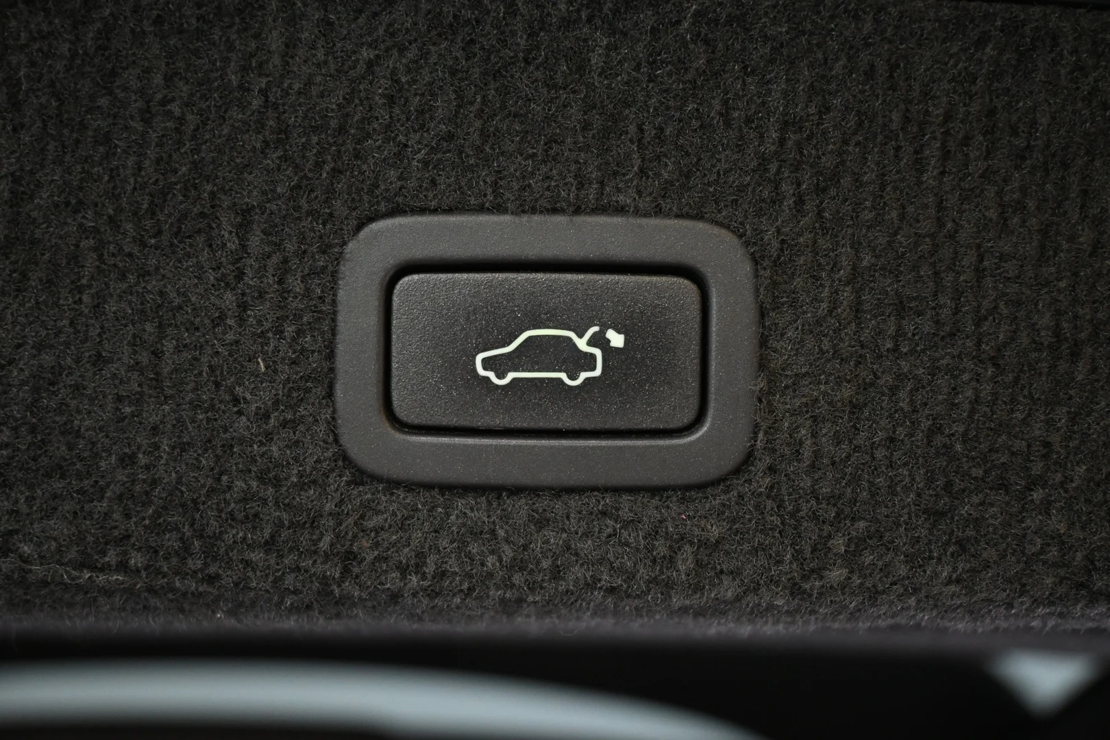 Car Image - 4yEr757Z26iNFGoa9sbzdj