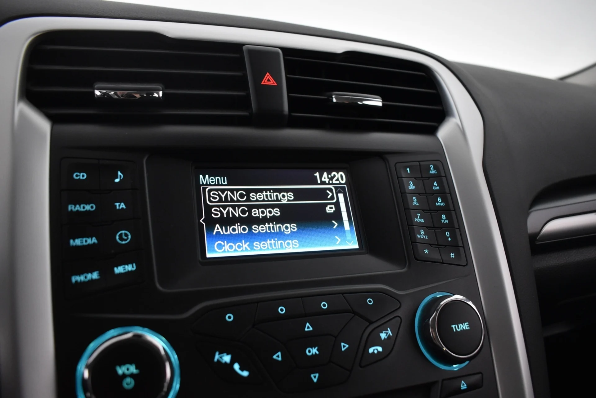 Car Image - 3v4WynpWPf5VgNqSpEb00O