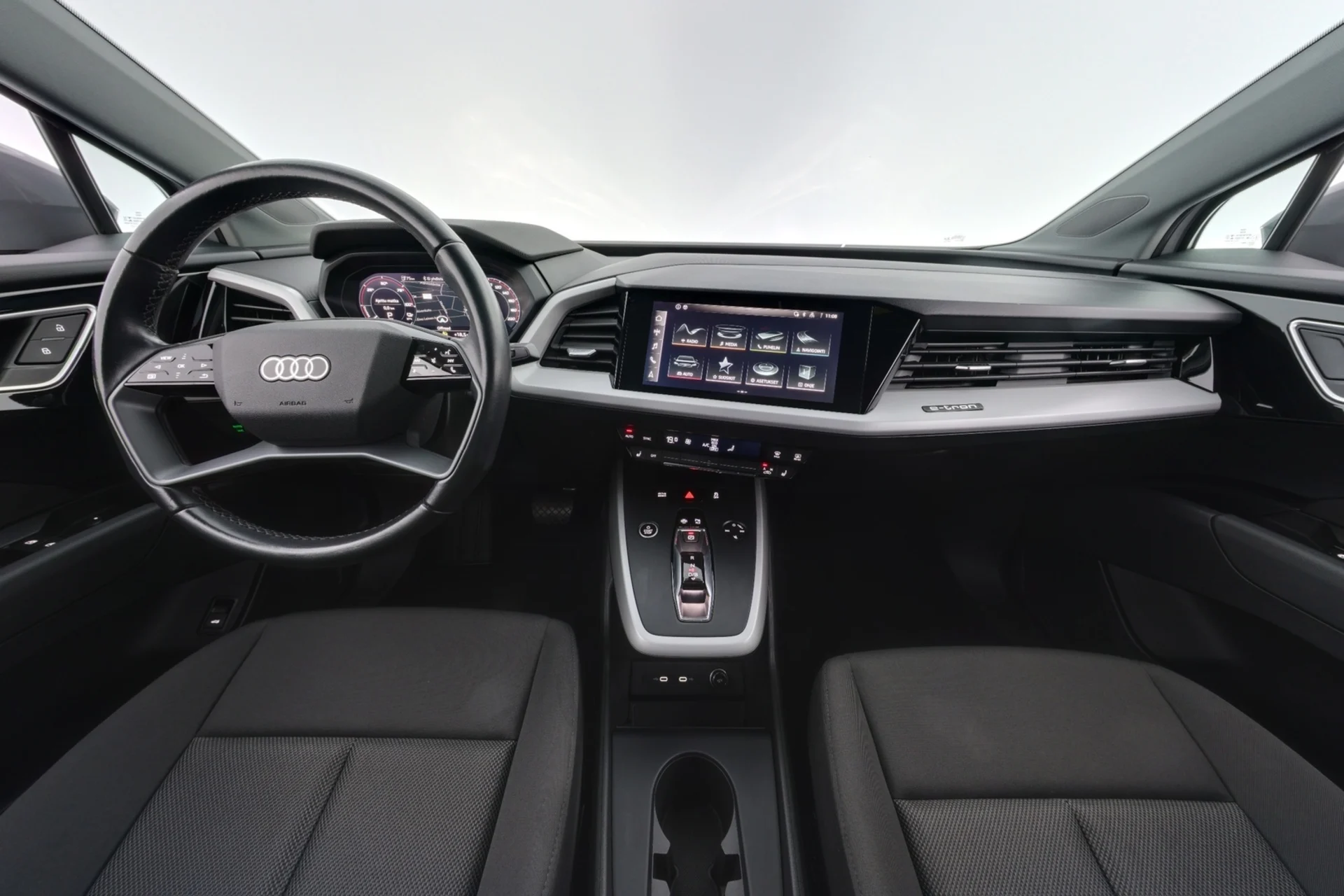 Car Image - 4MkSFGZnh8MnFvbDVEJKpg