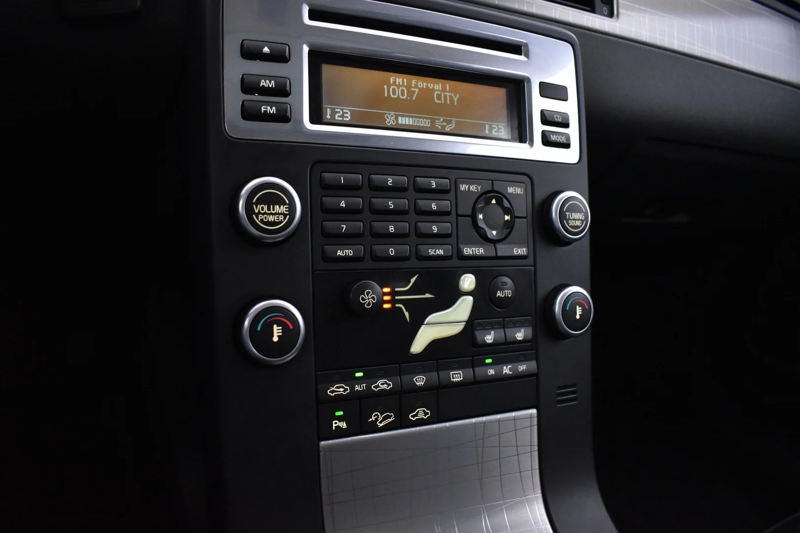 Car Image - 5dgx4WLvIRIODx2zoIS5nF