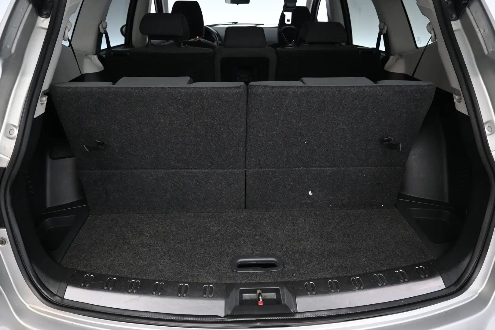 Car Image - 5p4hMoJeDqNCODFJSpdxg9