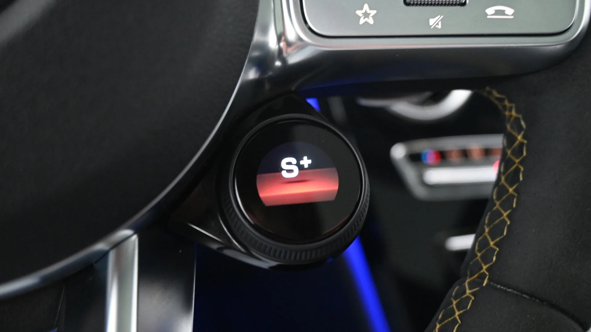 Car Image - 6BZtr9C6JV5sTt1Fz9olVW