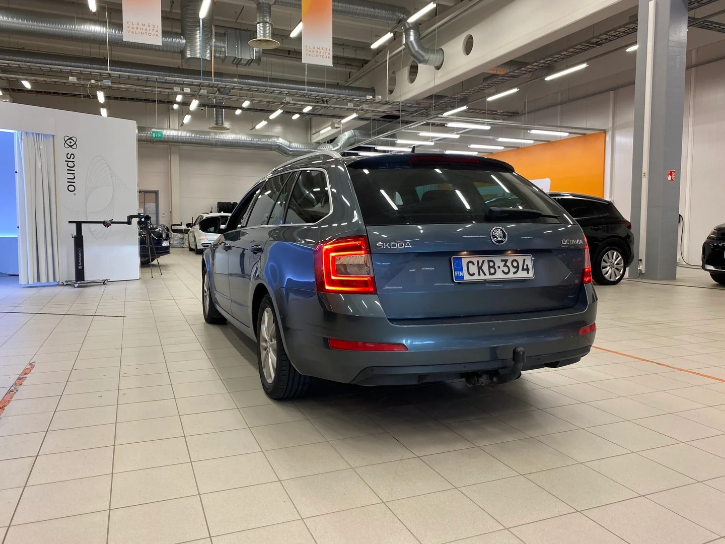 Car Image - 2BzSRGTcKMyj7YQi8MAQOn