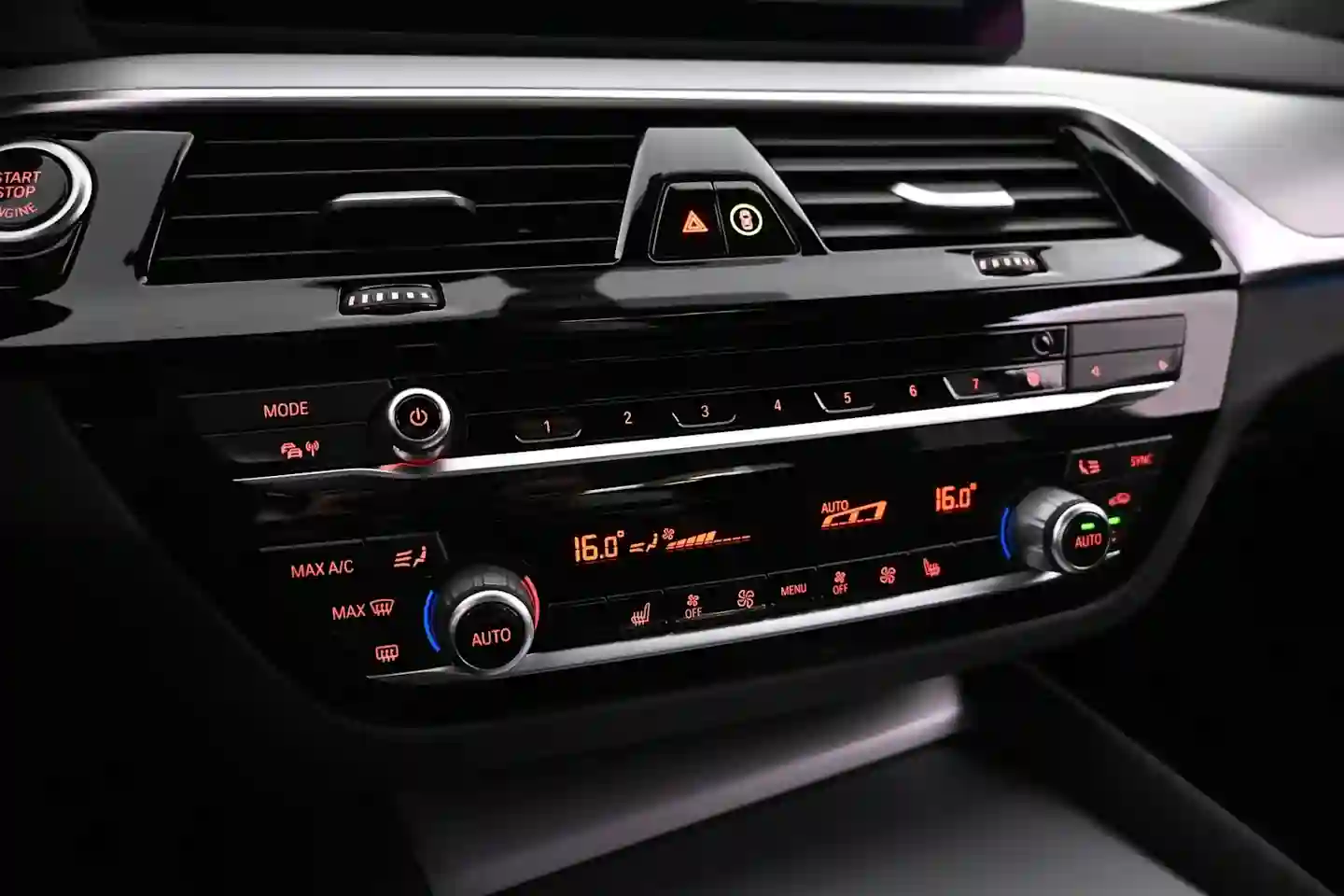 Car Image - 4CFbsftWQ6f1ESiVdTc7f