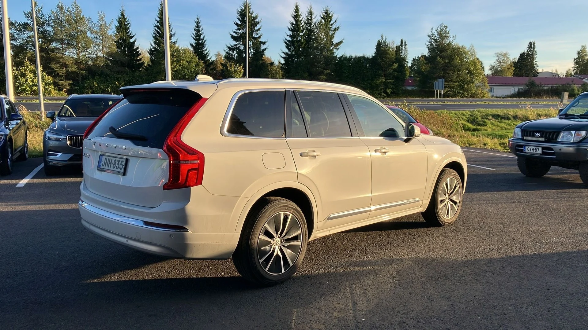 Car Image - 7KKQtimh5O1akSkLRcX3DX