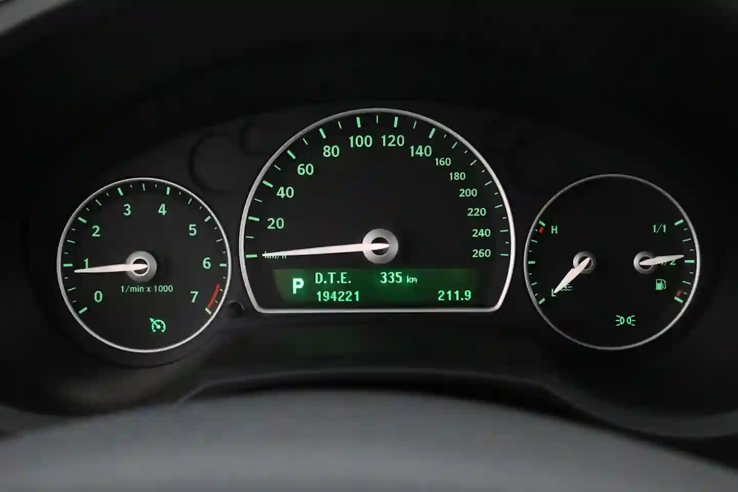 Car Image - 3CeYC0xwAVvKTD15NK8RzO