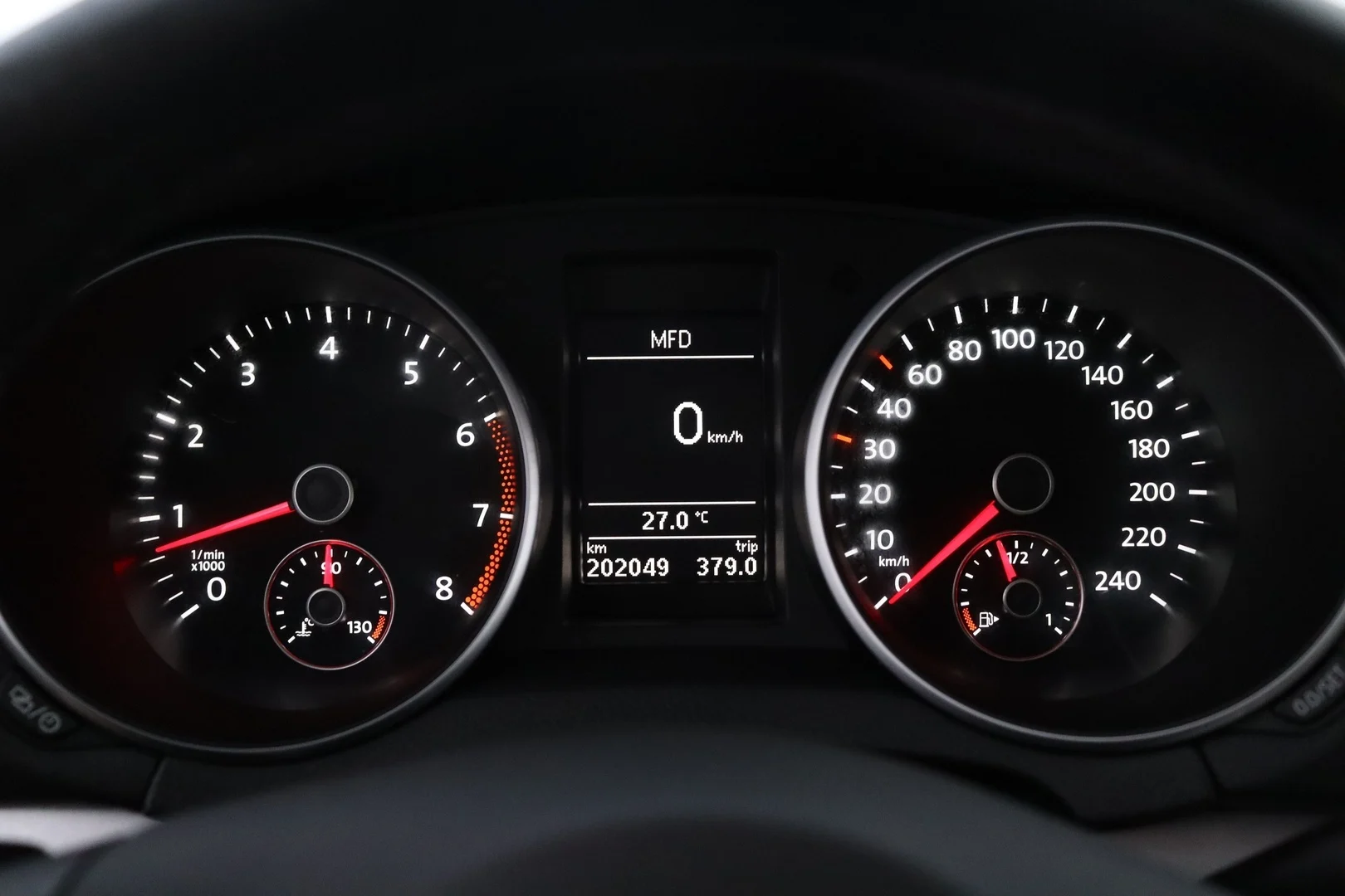 Car Image - 6u4r6qTpt5qz7IsFs4nkVT