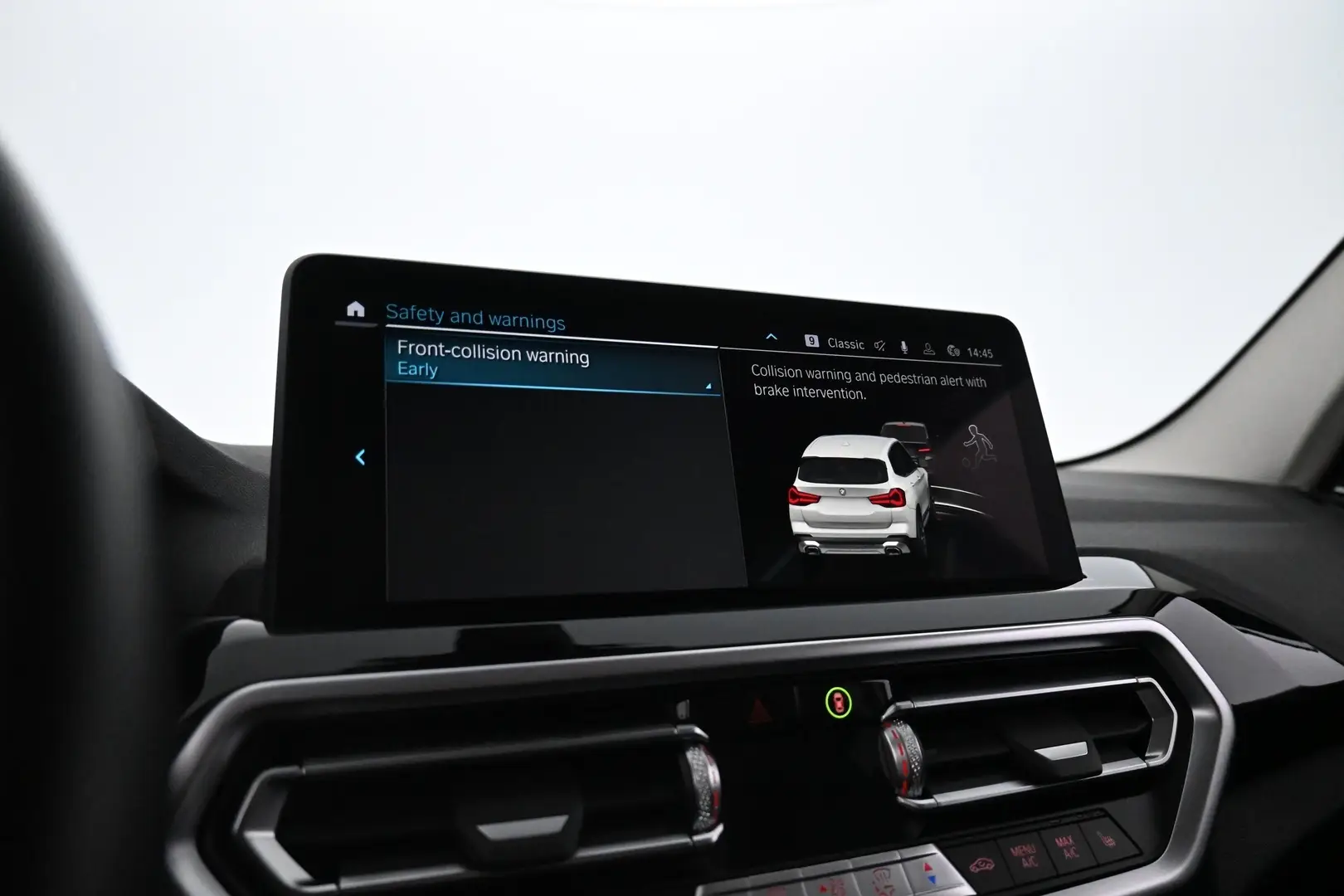Car Image - 2LRrHMYCHQPuyW3PVj8lou