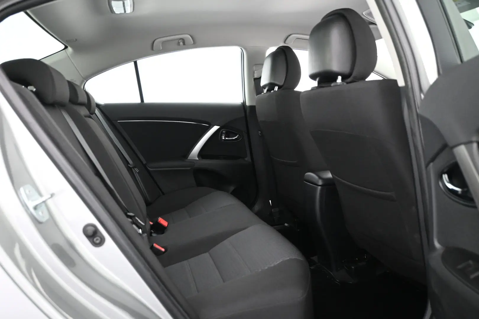 Car Image - 45VGcoE3J4cHOah2K0YQlv
