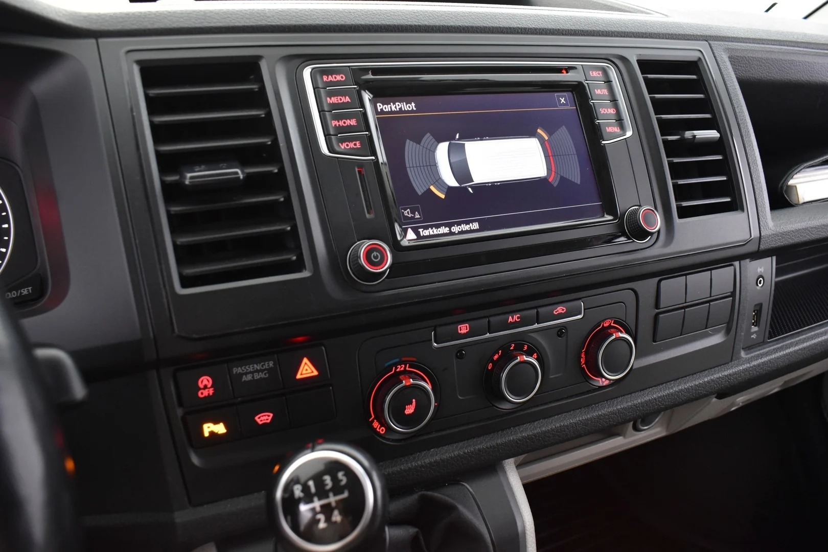 Car Image - 4i3eYNmXMRy9Ld6pF8HdSV