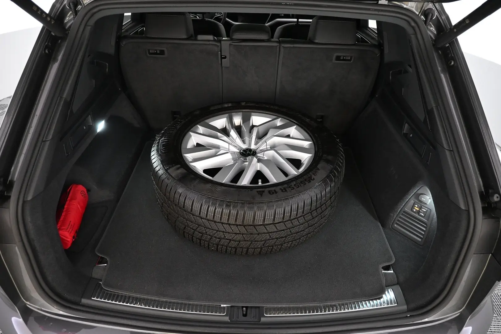 Car Image - 31z33pbrFM4IFXllkkKhvB