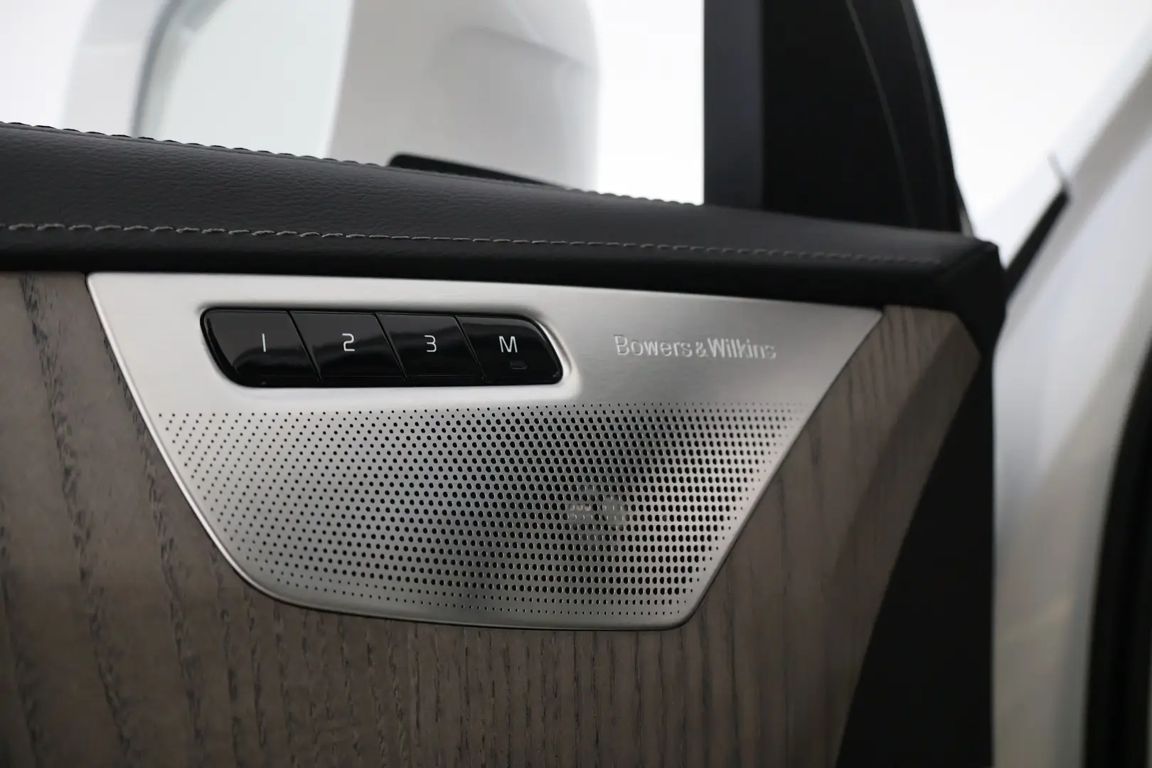 Car Image - 5dshvLlhDgm53aytCDhXQR