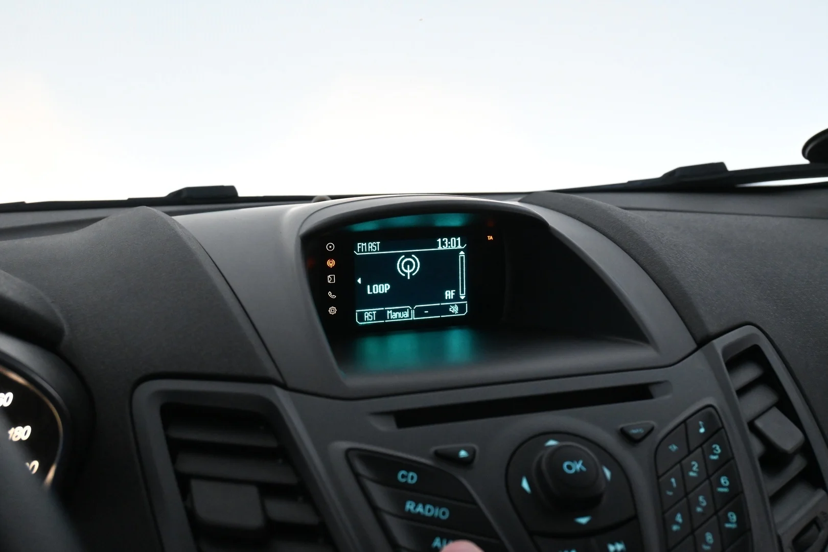 Car Image - 7AqtTe7gI0yR1N2cCEEOnH