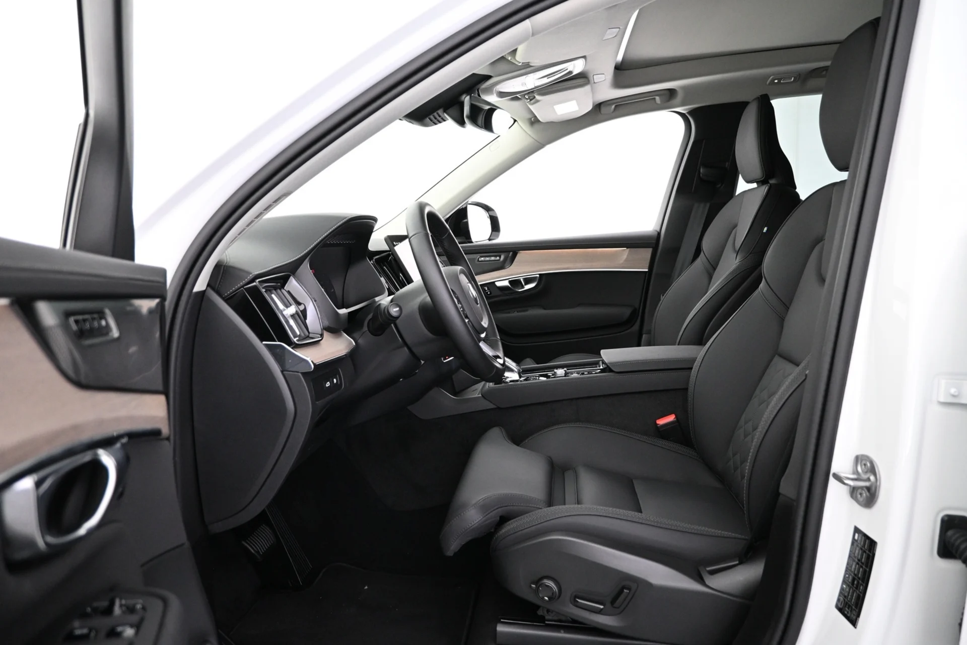 Car Image - 3sWs8YALUegZyfcQ5B228O