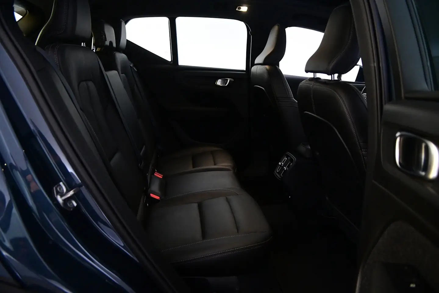 Car Image - 32QDzrarLenbHQuvJW6oJ0