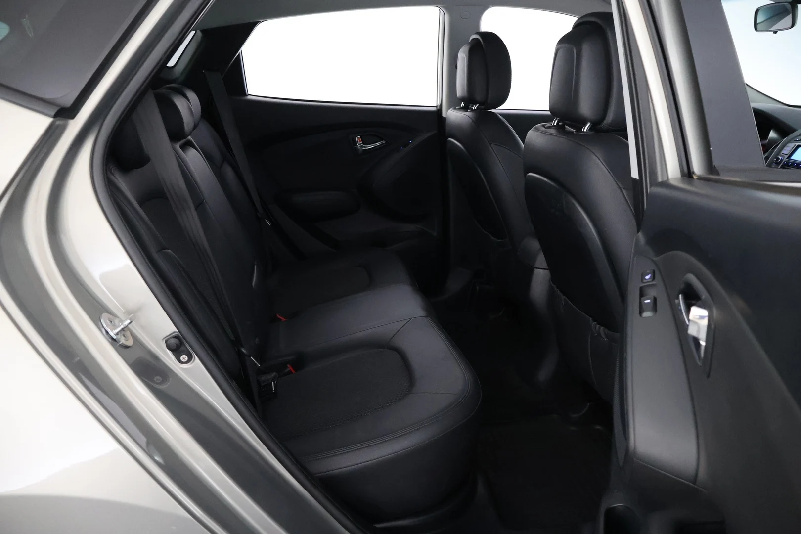 Car Image - 16QUKA8XfvrEdqsiJTGS4D