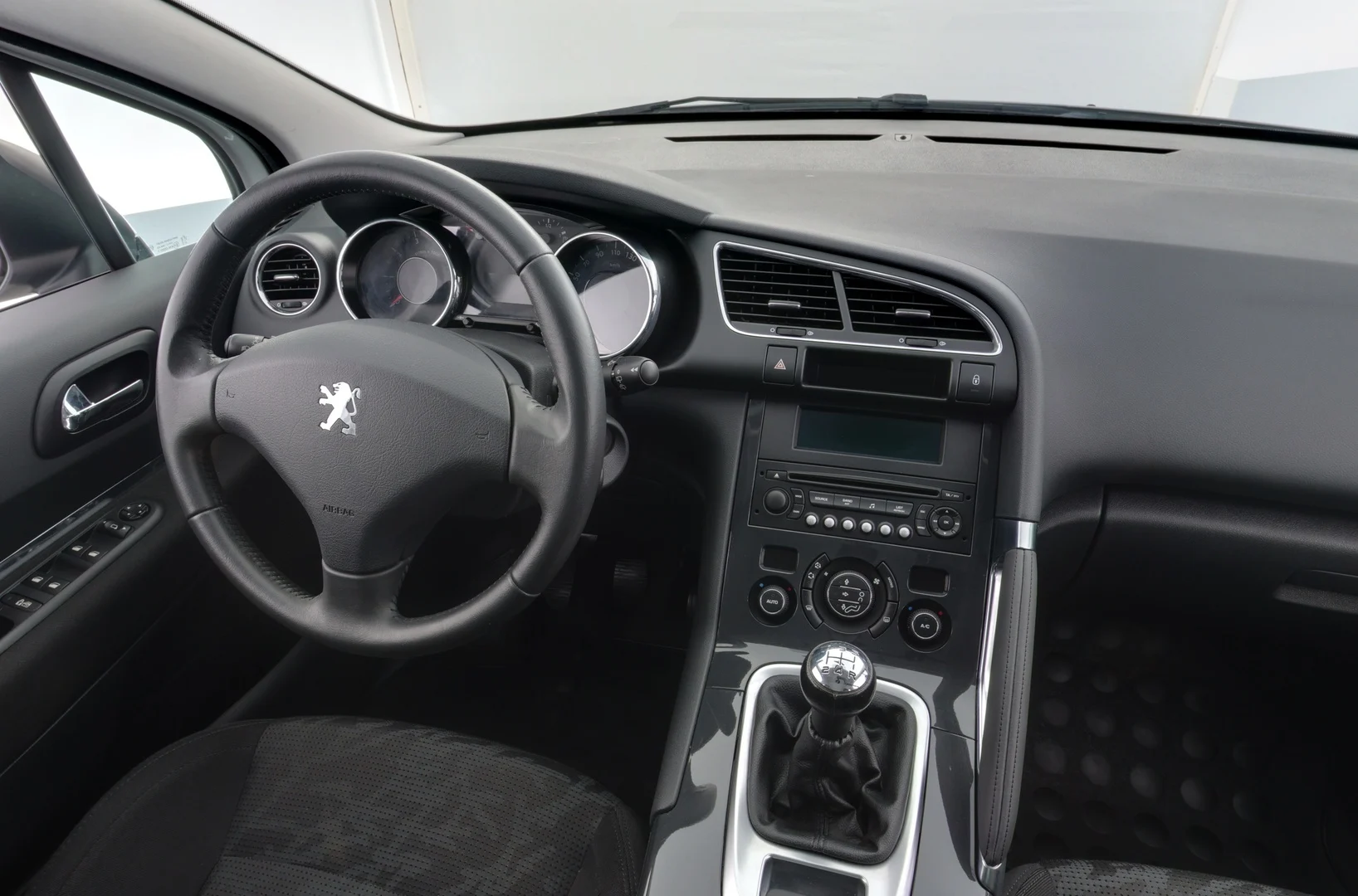 Car Image - 20ys8J3EoXtGEkQmVh0sXv