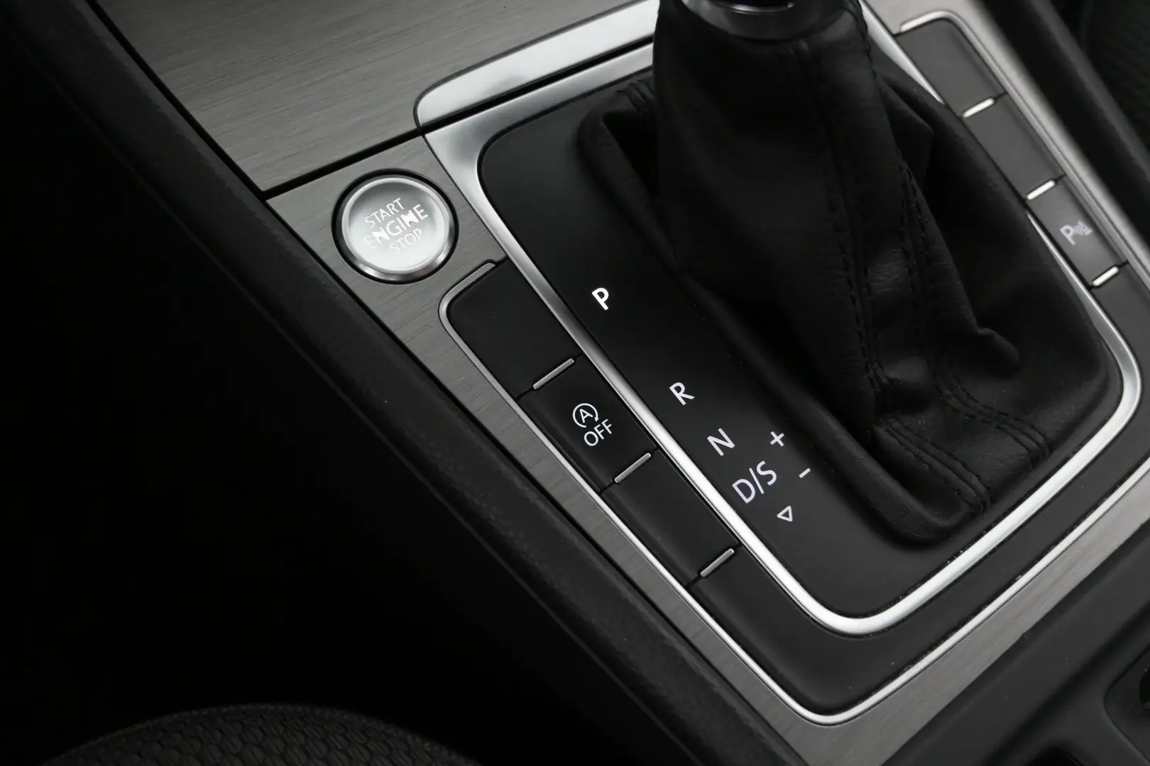 Car Image - 5UwHQP86INKxtCvCKxQwck