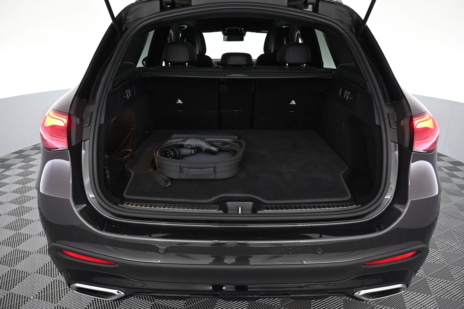 Car Image - 7ukAxc1Np4TMdup4R8a7eT