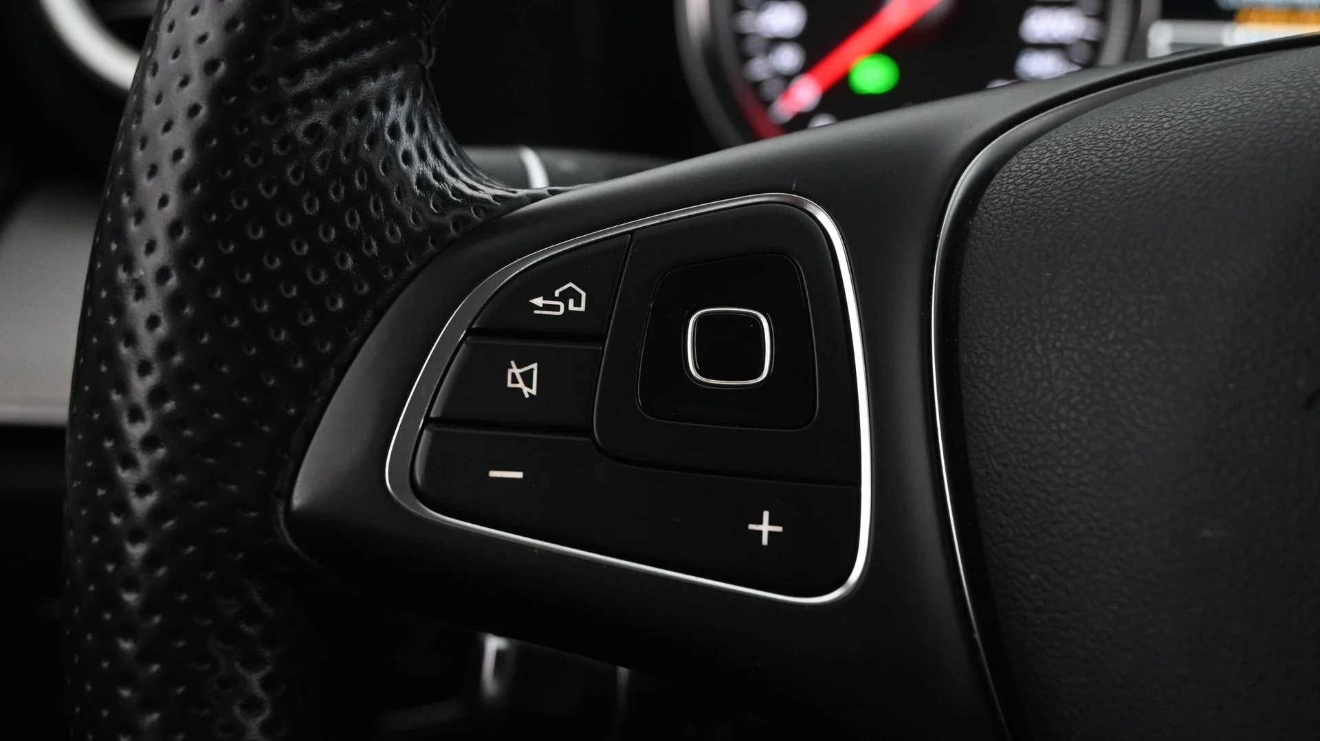 Car Image - 3HFYaKsks86DrRXM4Jztm8