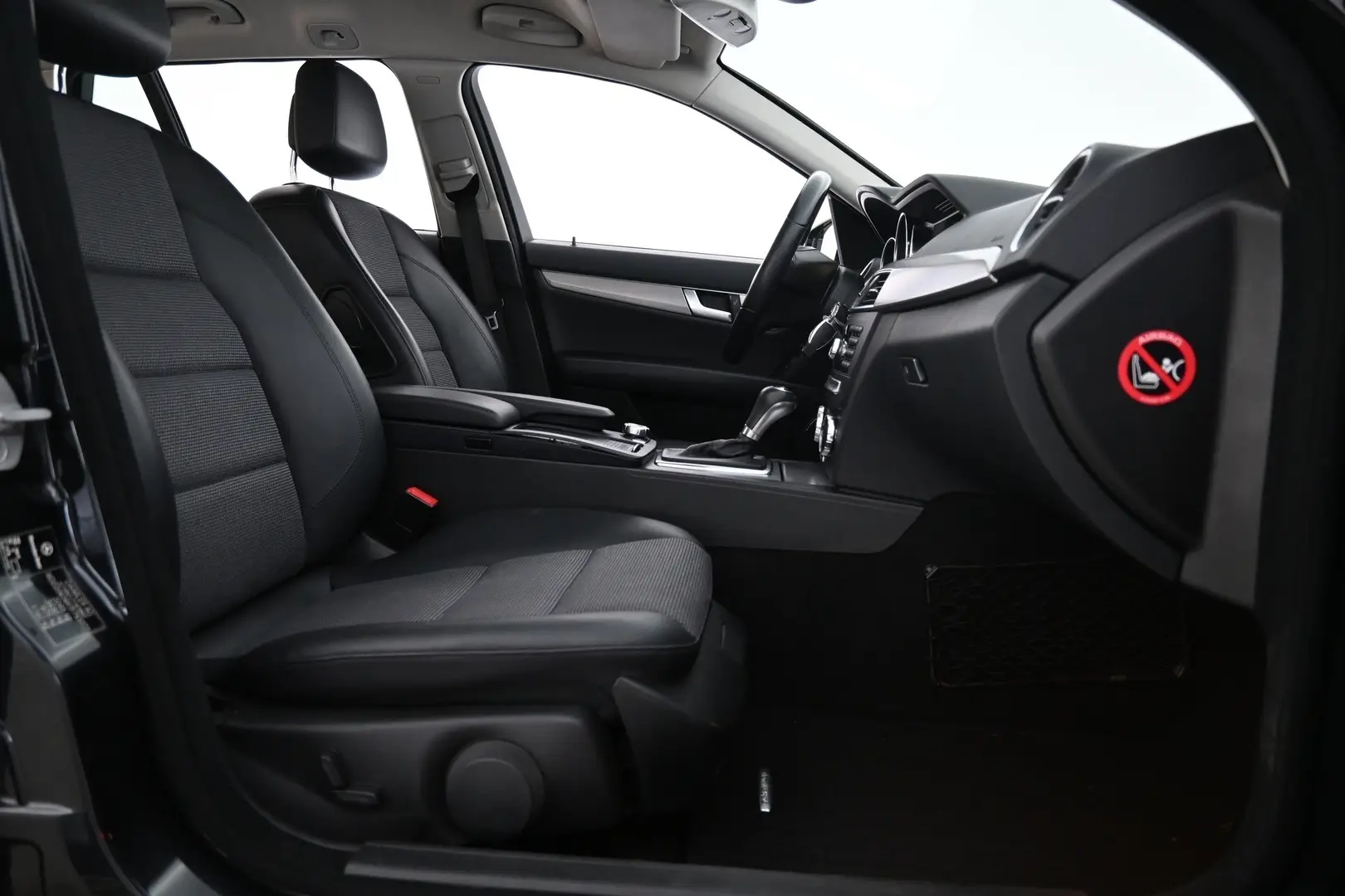 Car Image - 4J4ic9ndNA8BPlkPSetw9P