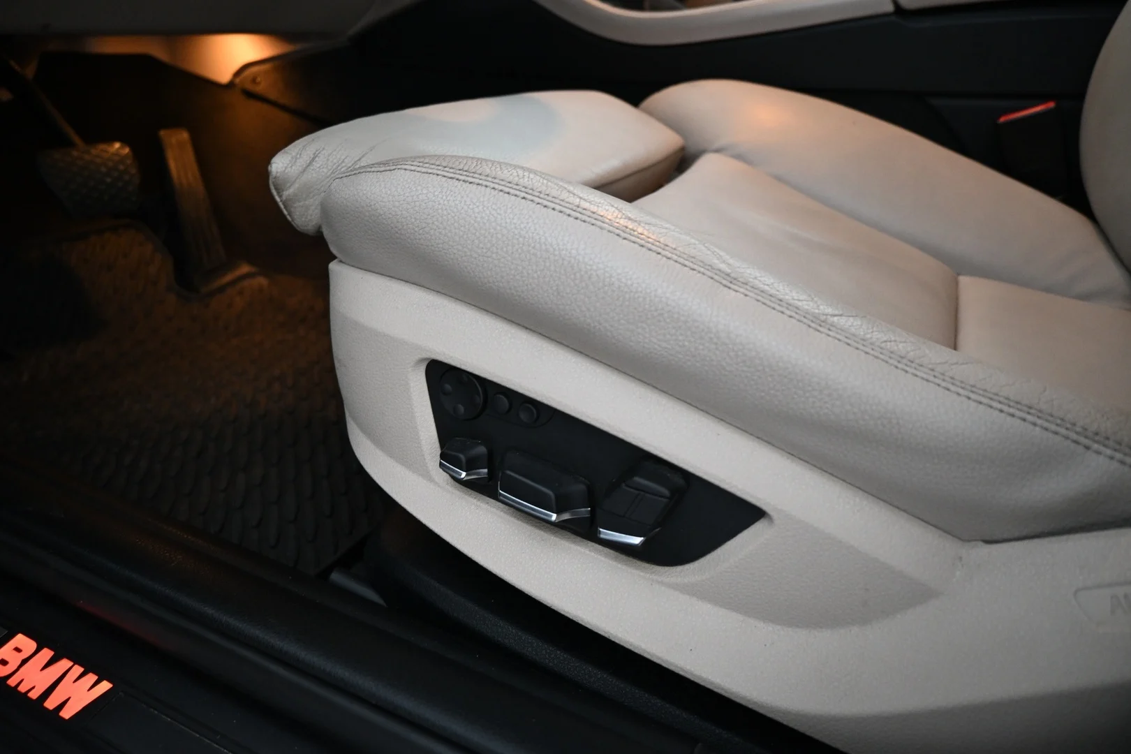 Car Image - 5H2JuekXkPVxCFtKchPWuM